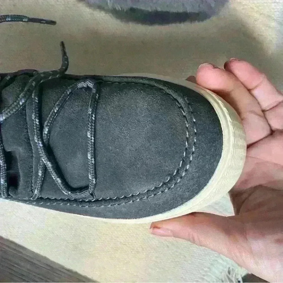 TOMS Alpine Boot Grey Waterproof Suede Tribal Webbing Women Size 8 - Picture 3 of 11